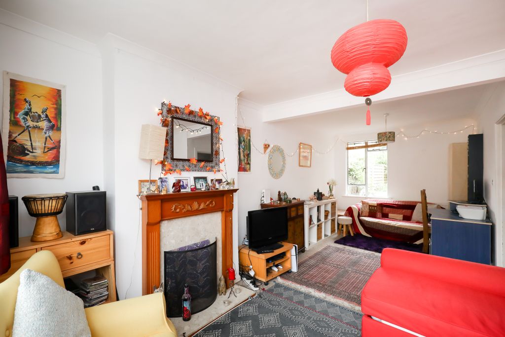Property photo 3 of 14