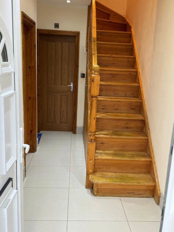 Property photo 2 of 10 Photo 2