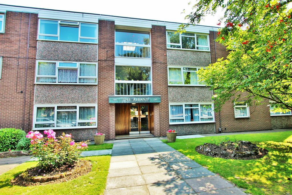 Property photo 1 of 8