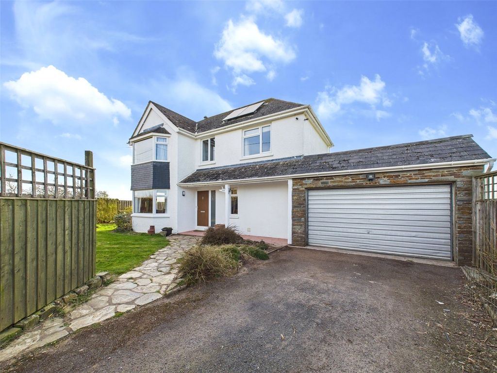 Property photo 2 of 21 Picture No. 02