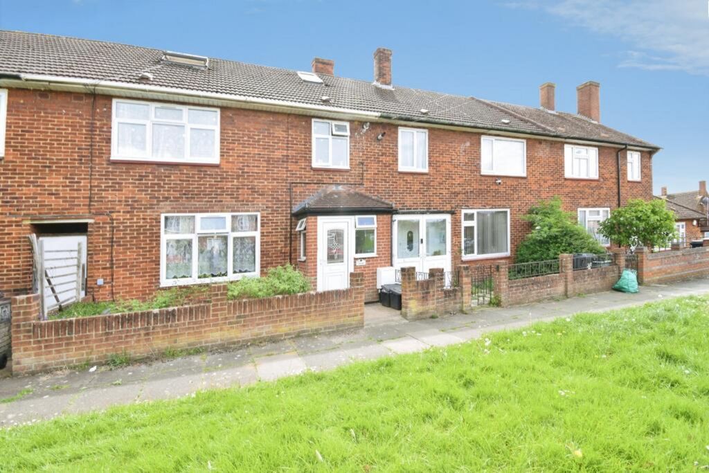 Property photo 1 of 12