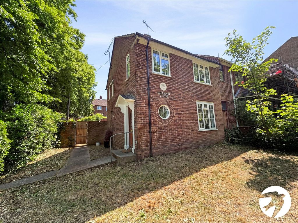 Property photo 1 of 15 Picture No. 12