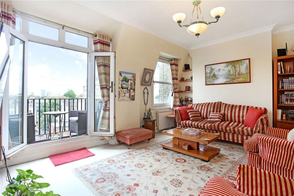 Property photo 2 of 7