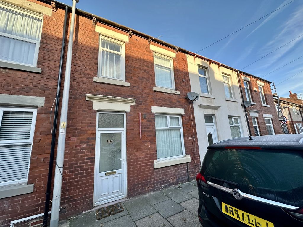 Property photo 1 of 23