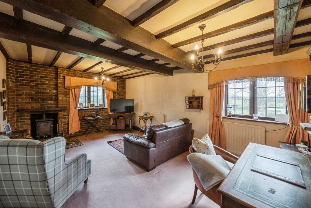 Property photo 2 of 18