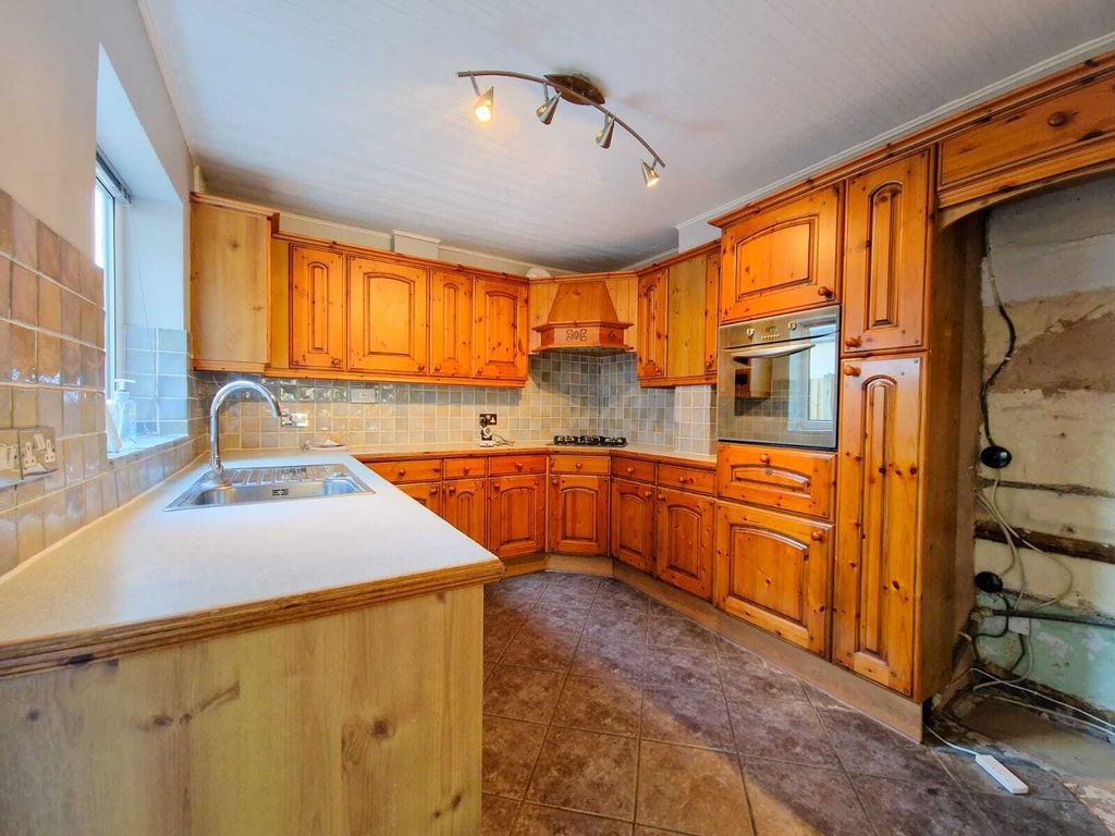 Property photo 3 of 12 Picture No. 22