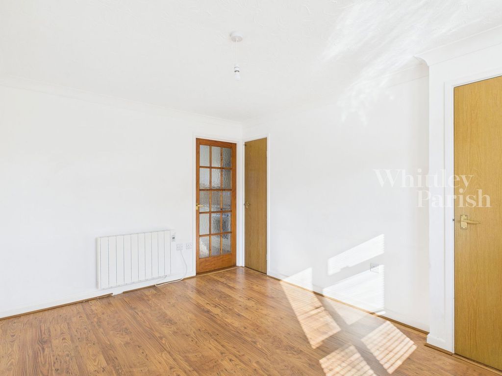 Property photo 3 of 10