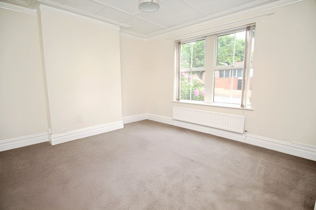 Property photo 3 of 7 Bedroom One