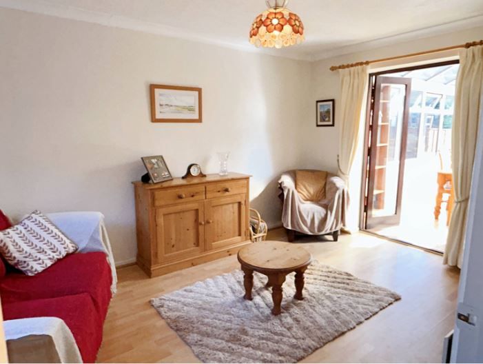 Property photo 3 of 12 Sitting Room