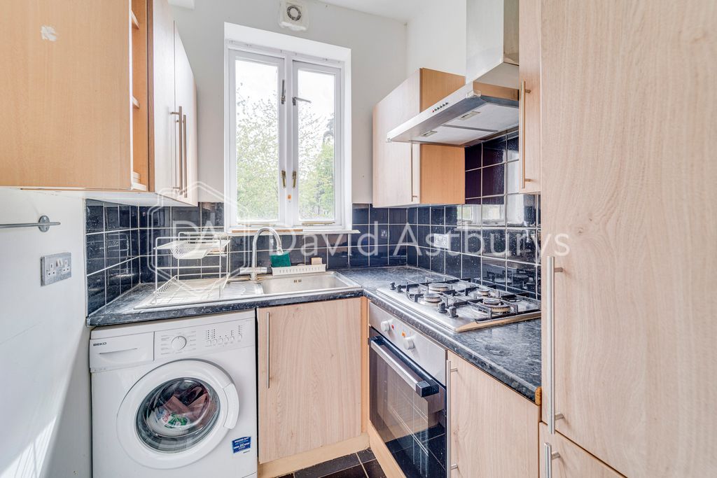 Property photo 3 of 7 Ndb09258_Enfused