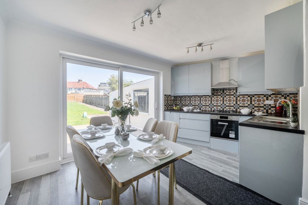 Property photo 1 of 19 1483010-14-6A3Be4...