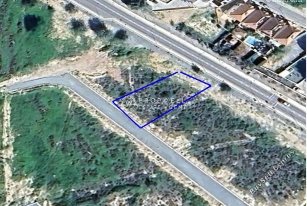 Property photo 2 of 3