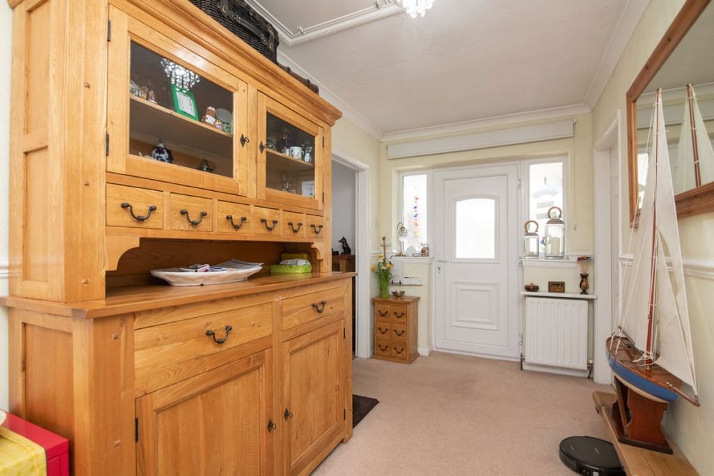 Property photo 3 of 58