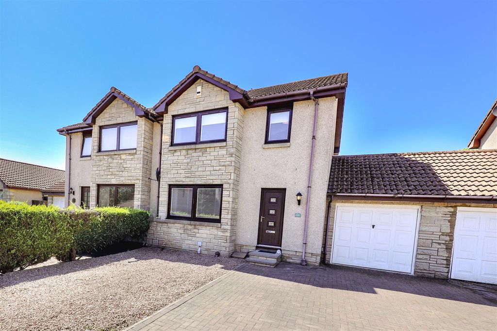 Property photo 1 of 16 A