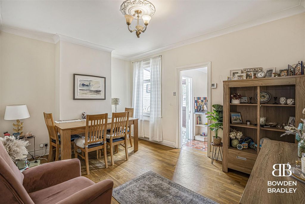 Property photo 2 of 12 Dining Room