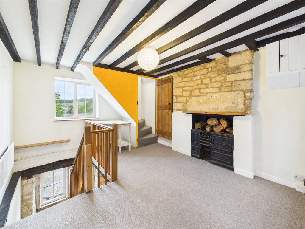 Property photo 2 of 19 Picture No. 02