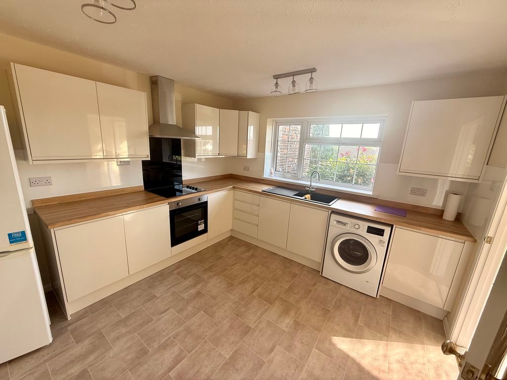 Property photo 2 of 13 Photo 26