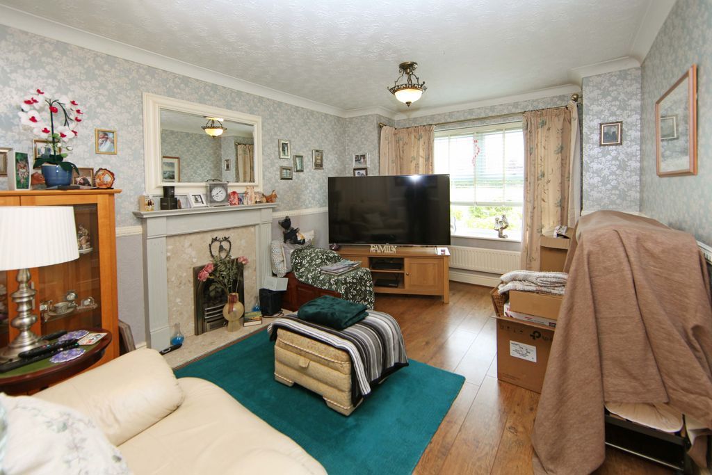 Property photo 3 of 27 Photo 4
