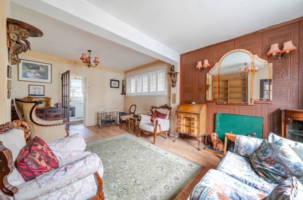 Property photo 2 of 18