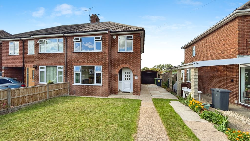 Property photo 1 of 12 Front