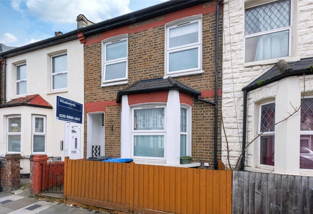 Property photo 1 of 8 Picture No. 25