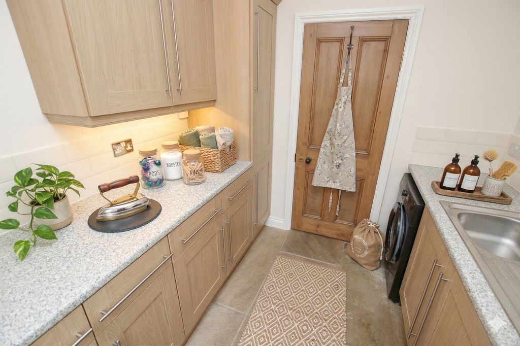 Additional image 8 of 4 bed detached house for saleNettleham Road, Lincoln LN2