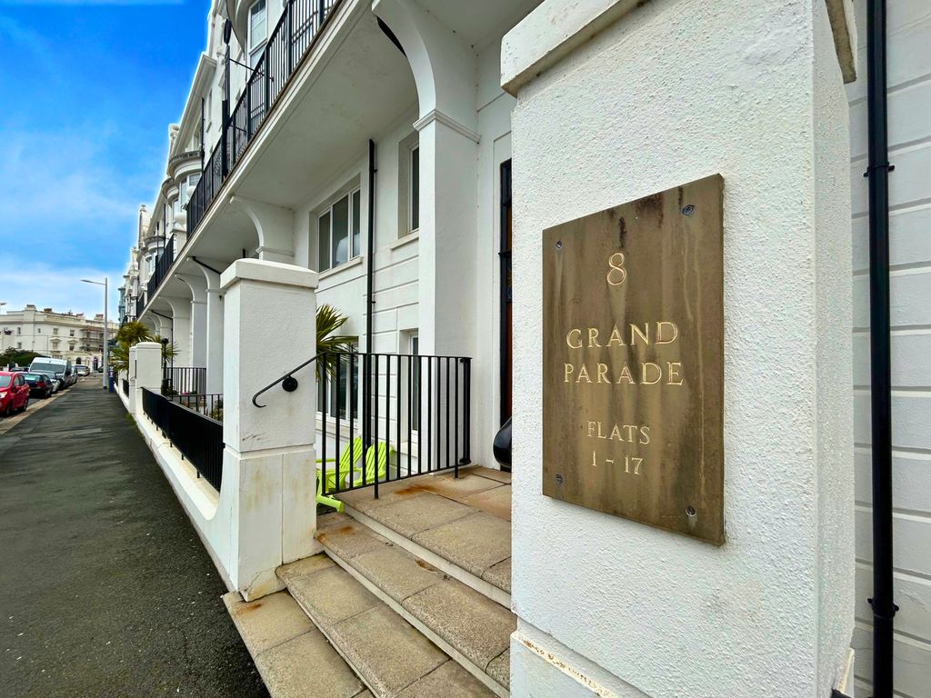 Property photo 3 of 14