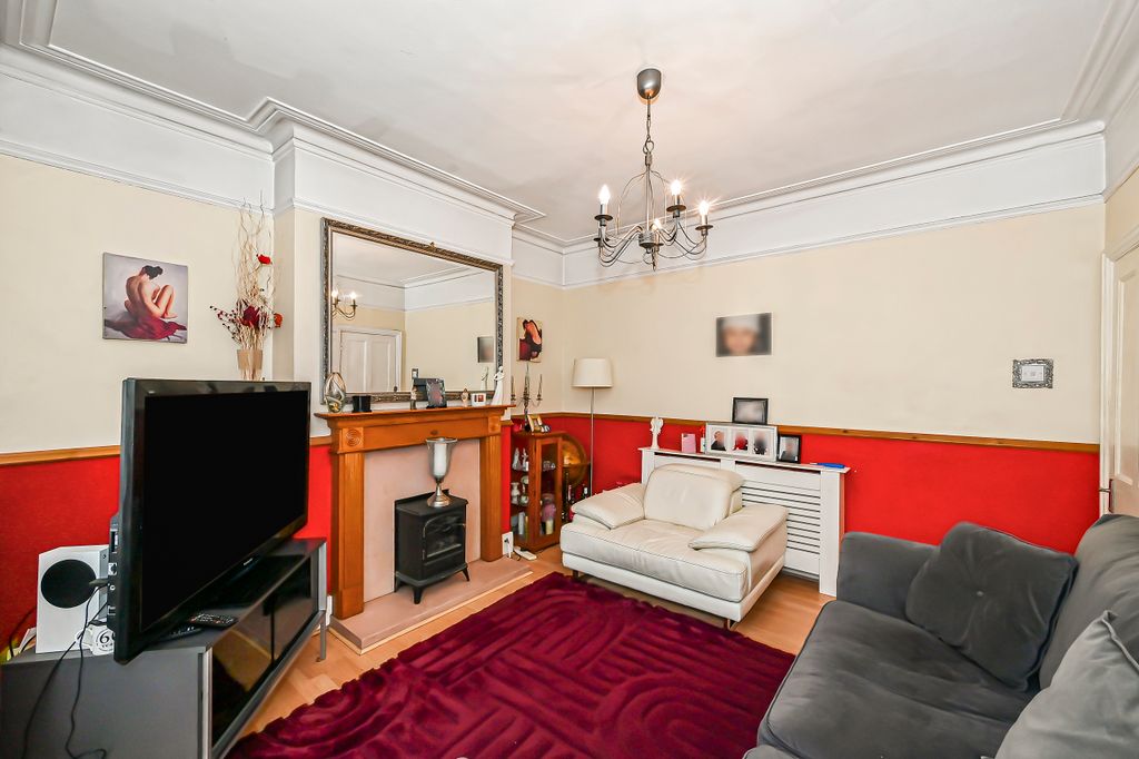 Property photo 3 of 13 Photo 3