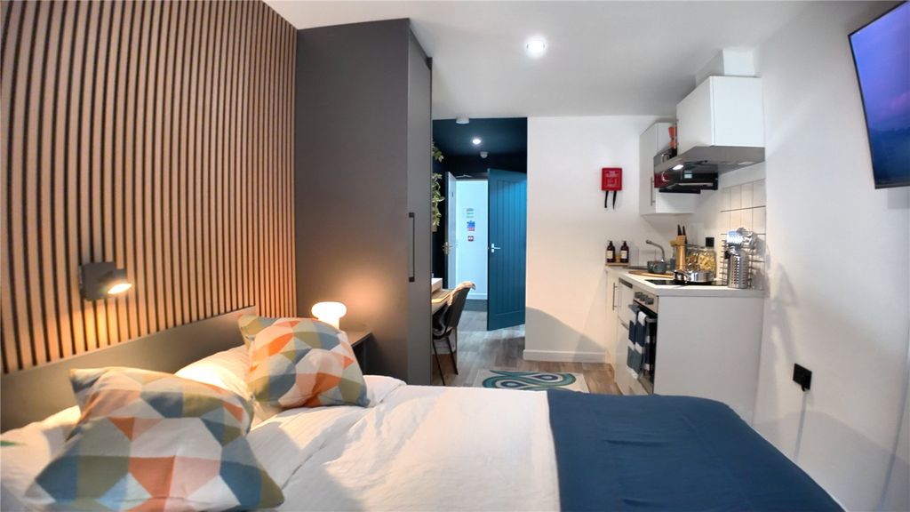 Property photo 2 of 4 Picture No. 12