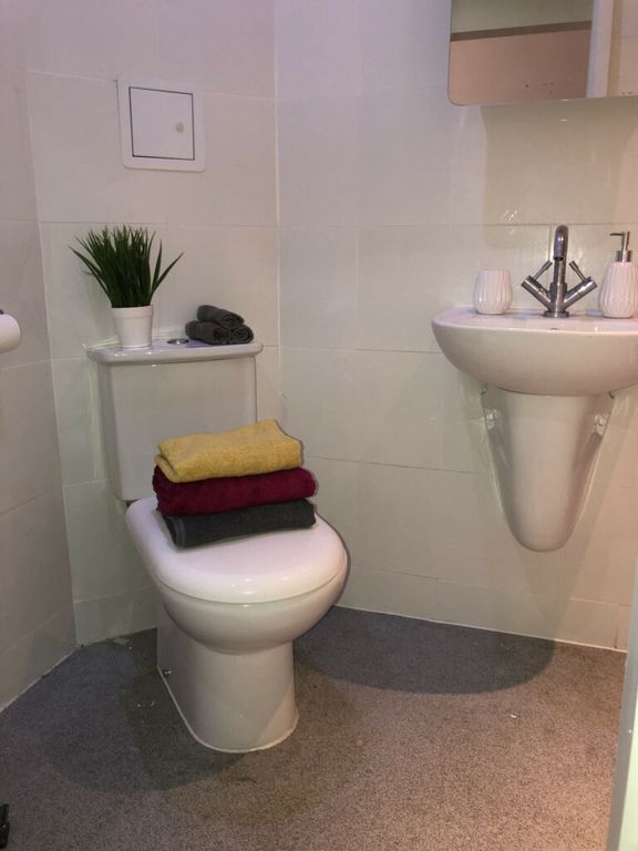 Additional image 5 of 1 bed flat to rentWhipcord Lane, Chester CH1