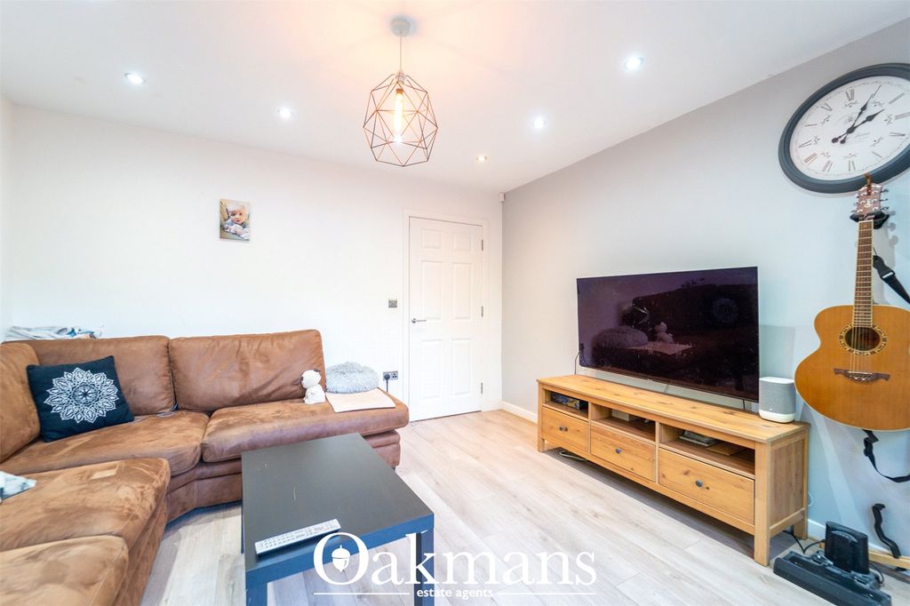 Property photo 3 of 23 Picture No. 10