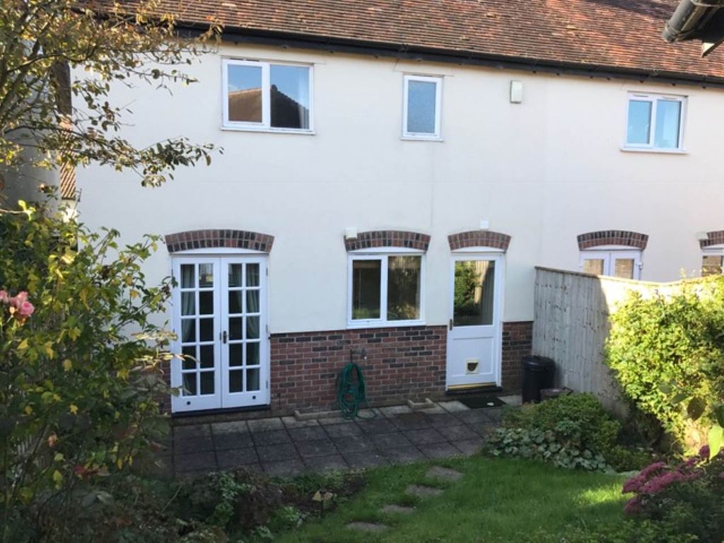 Property photo 1 of 13 Back