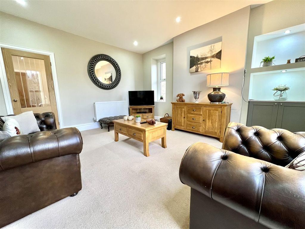 Property photo 3 of 19 Image00005.Jpeg