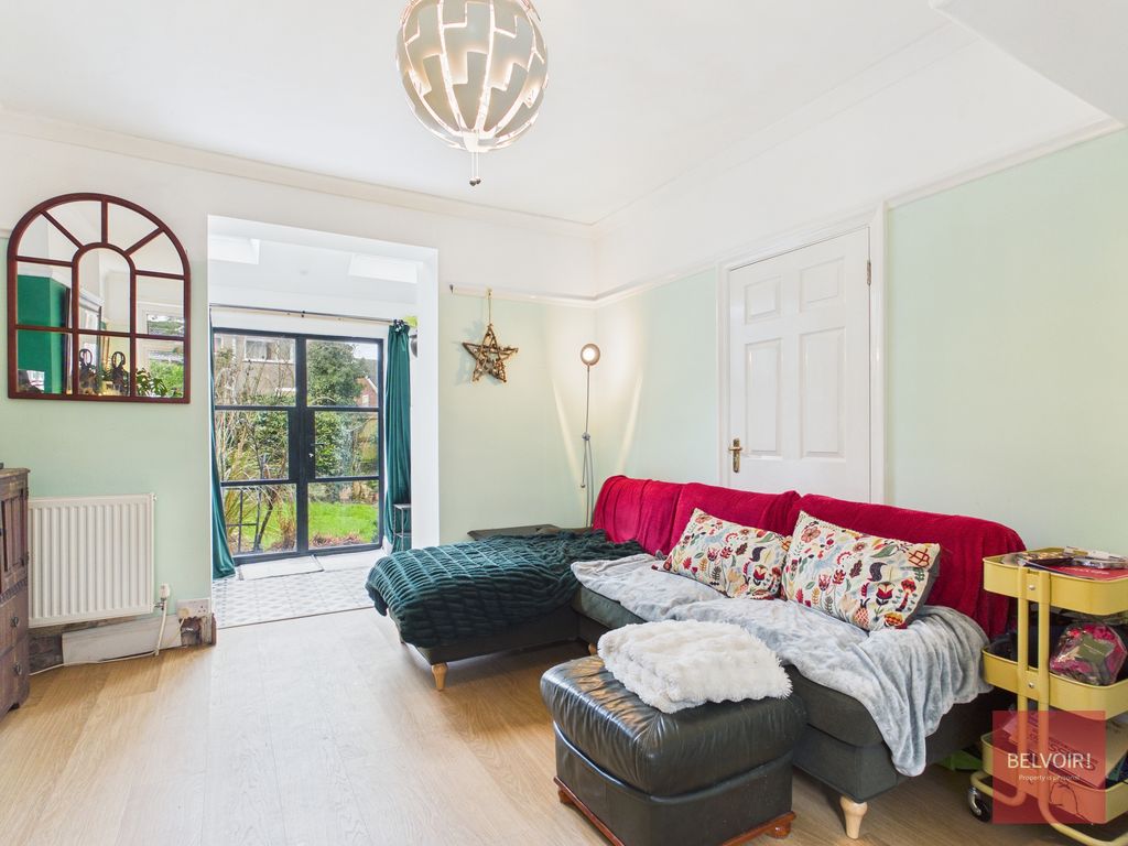 Property photo 2 of 18