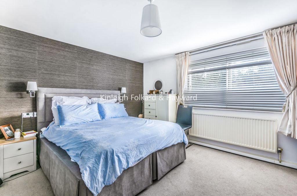 Property photo 2 of 6 Picture 2