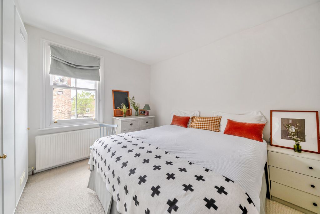 Property photo 3 of 12 1448659-2-69E631c...