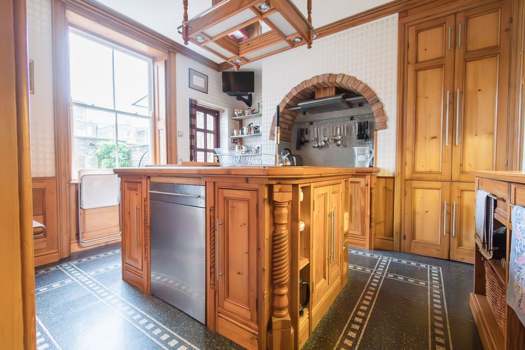 Additional image 10 of 4 bed terraced house for saleKent House, Prospect Terrace, Ramsgate CT11