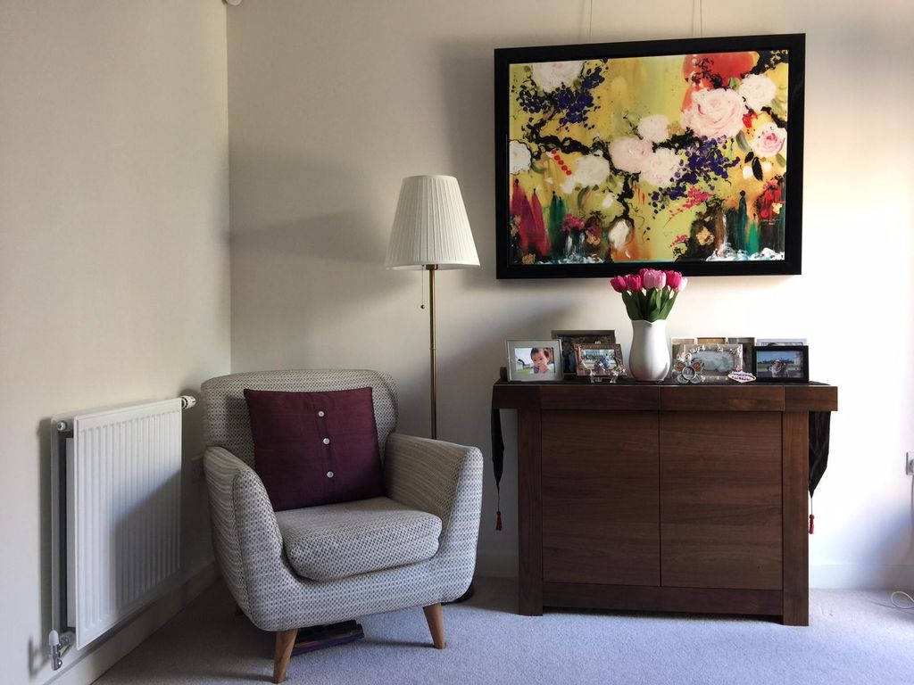 Property photo 2 of 31