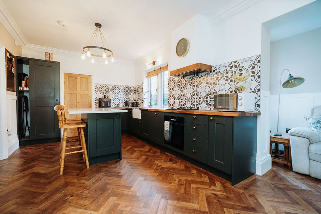 Property photo 2 of 37 Kitchen