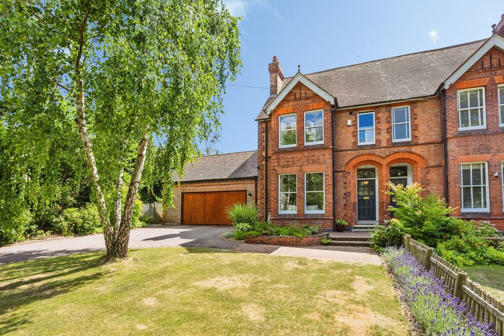 Property photo 1 of 19 Pbox-Img.Jpg