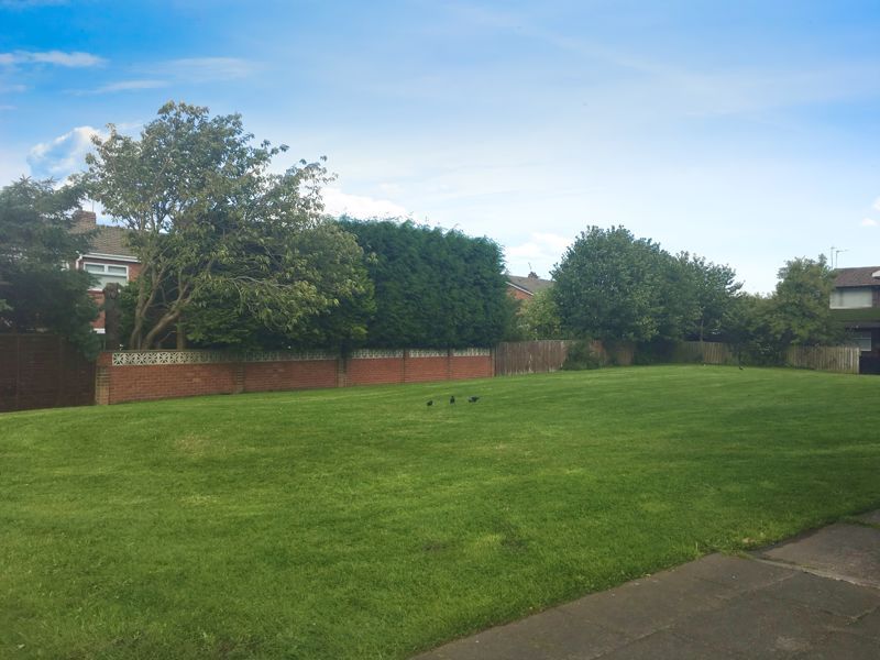 Property photo 2 of 6 Photo 1