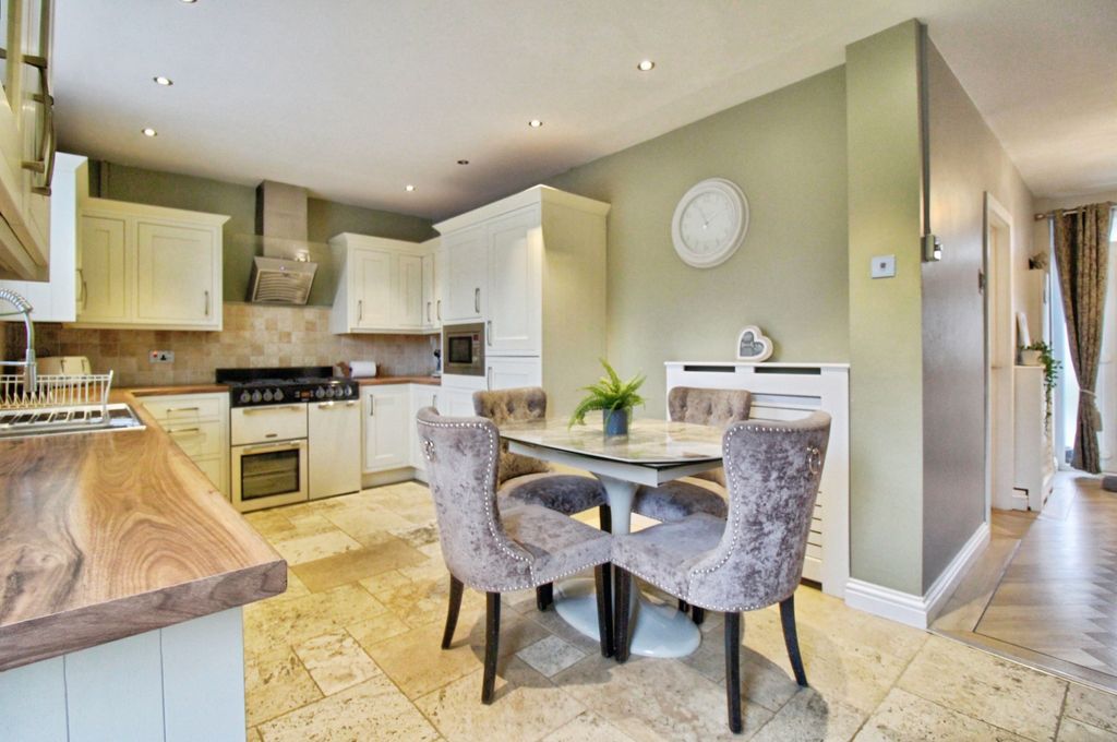 Property photo 3 of 30 3