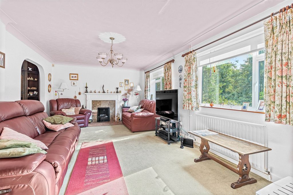 Property photo 2 of 29 Picture No. 08