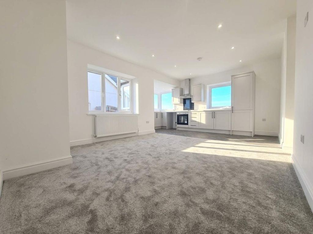 Property photo 2 of 9 Not Specified