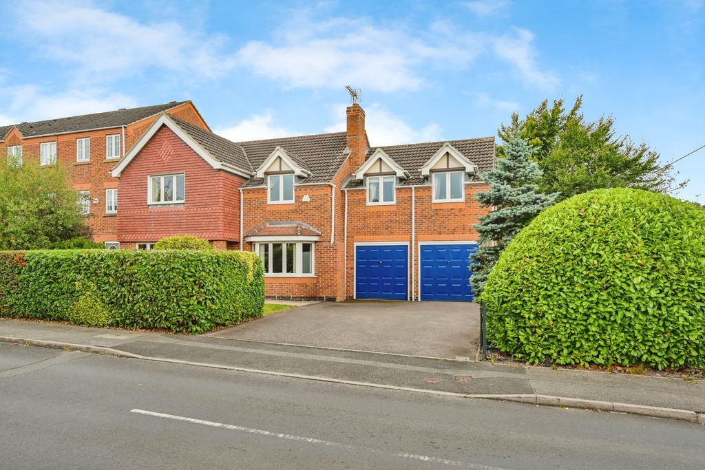 Property photo 1 of 24