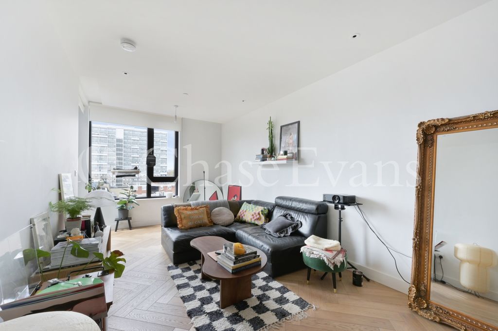 Property photo 1 of 12 Hxr Hoxton, Flat 26