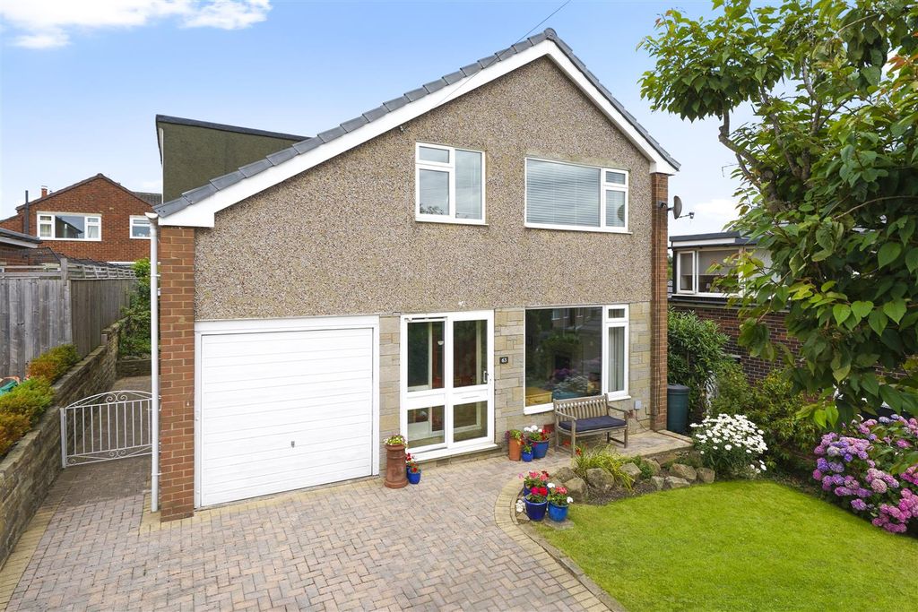 Property photo 1 of 24 St Davids Road
