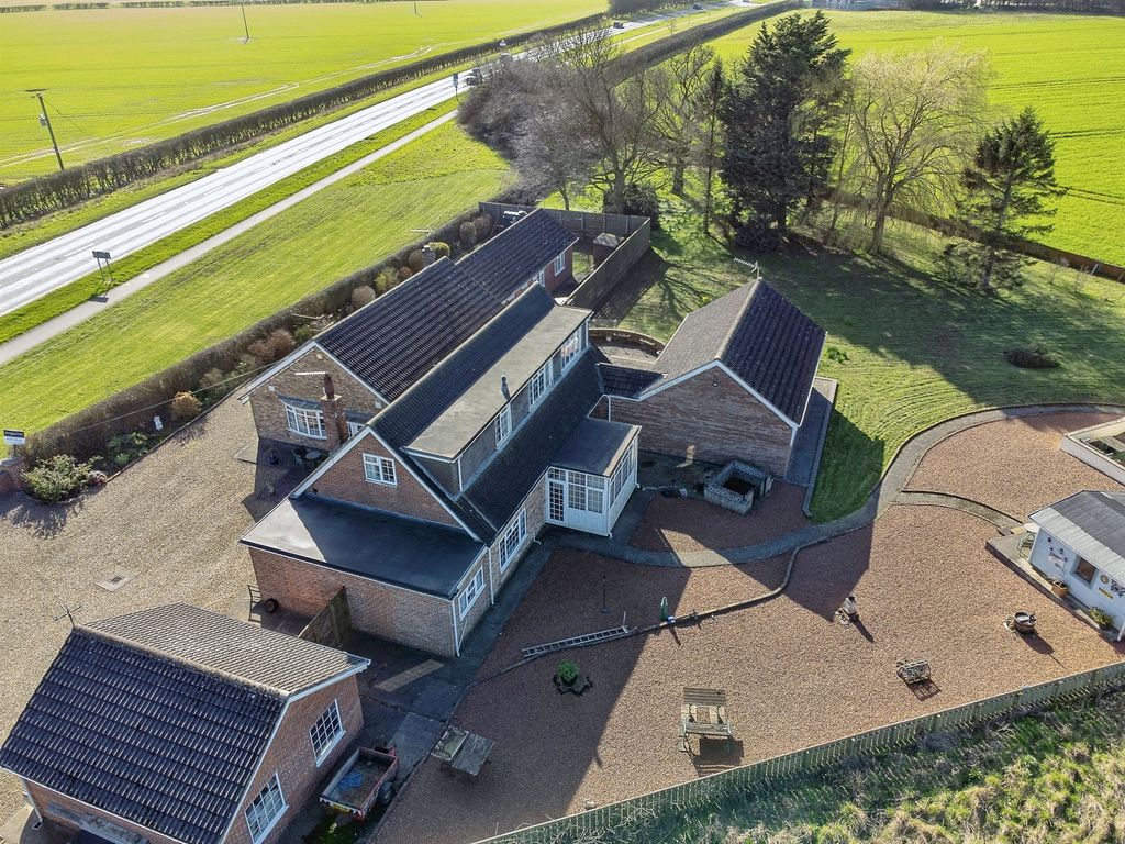Property photo 1 of 34