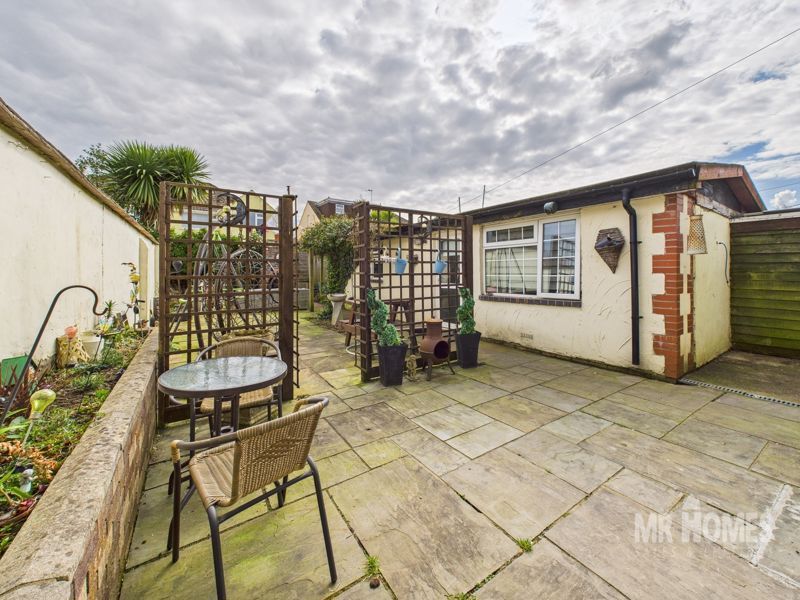 Property photo 3 of 45 Photo 21