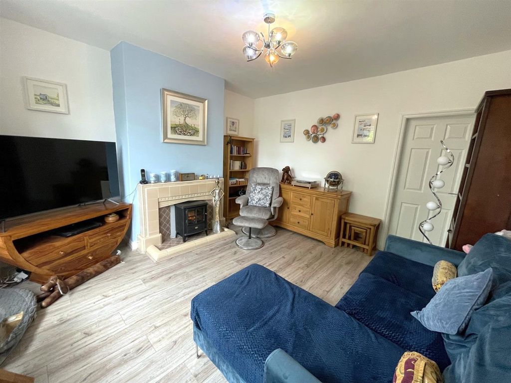 Property photo 3 of 23 B .Jpg